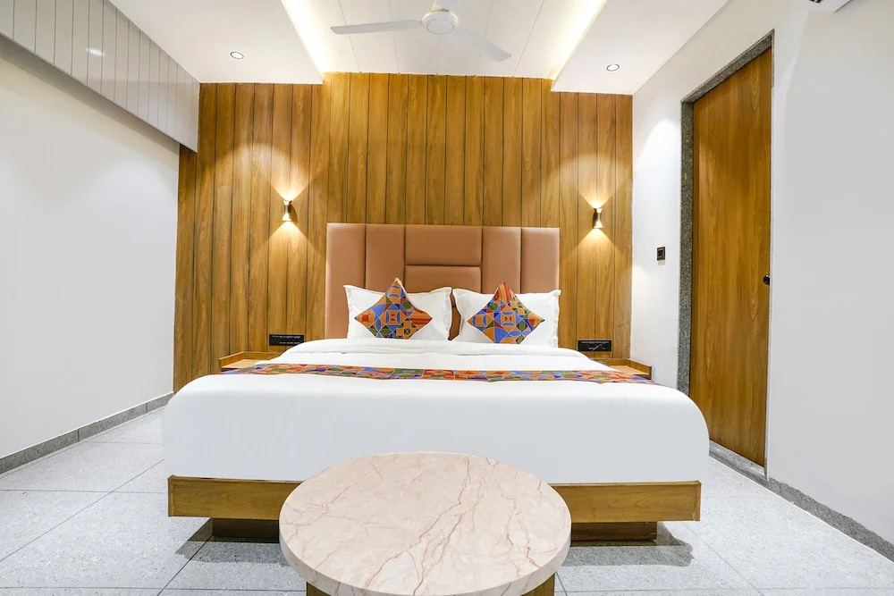 Ахмедабад: Fabhotel Ms Residency