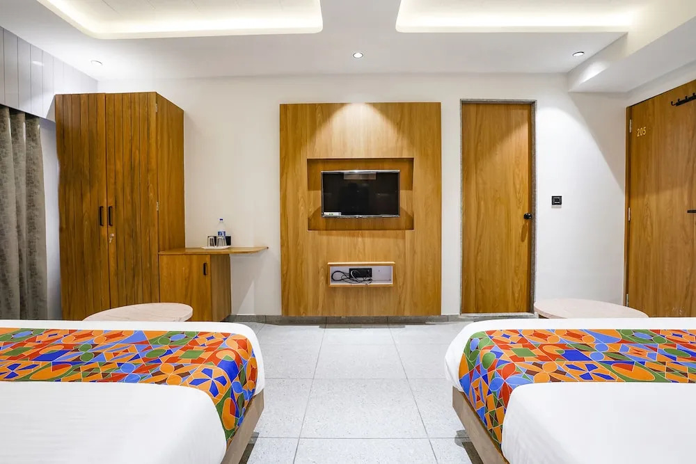 Ахмедабад: Fabhotel Ms Residency