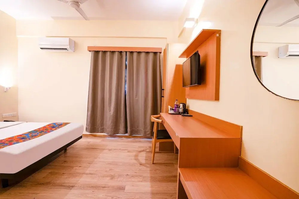 Бангалор: Fabhotel Royal Sterling