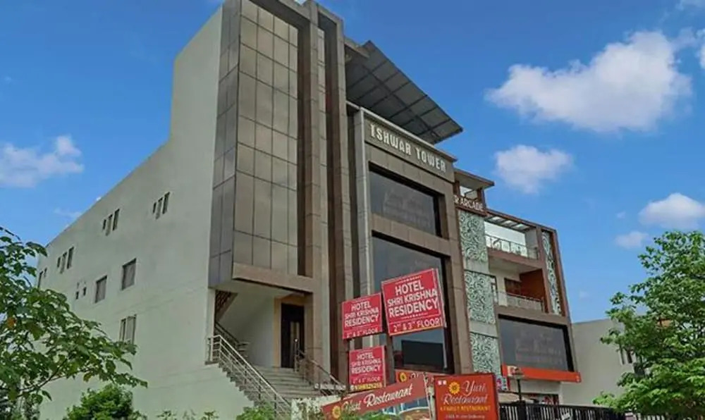 Дехрадун: Fabhotel Shri Krishna Residency
