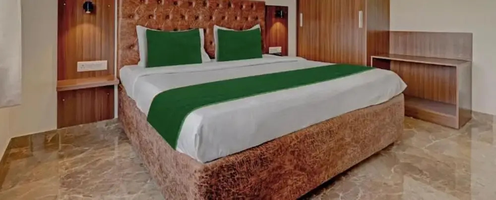 Дехрадун: Fabhotel Shri Krishna Residency