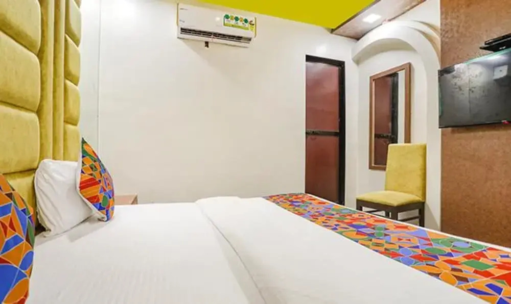 Мумбаи: Fabexpress Versova Residency