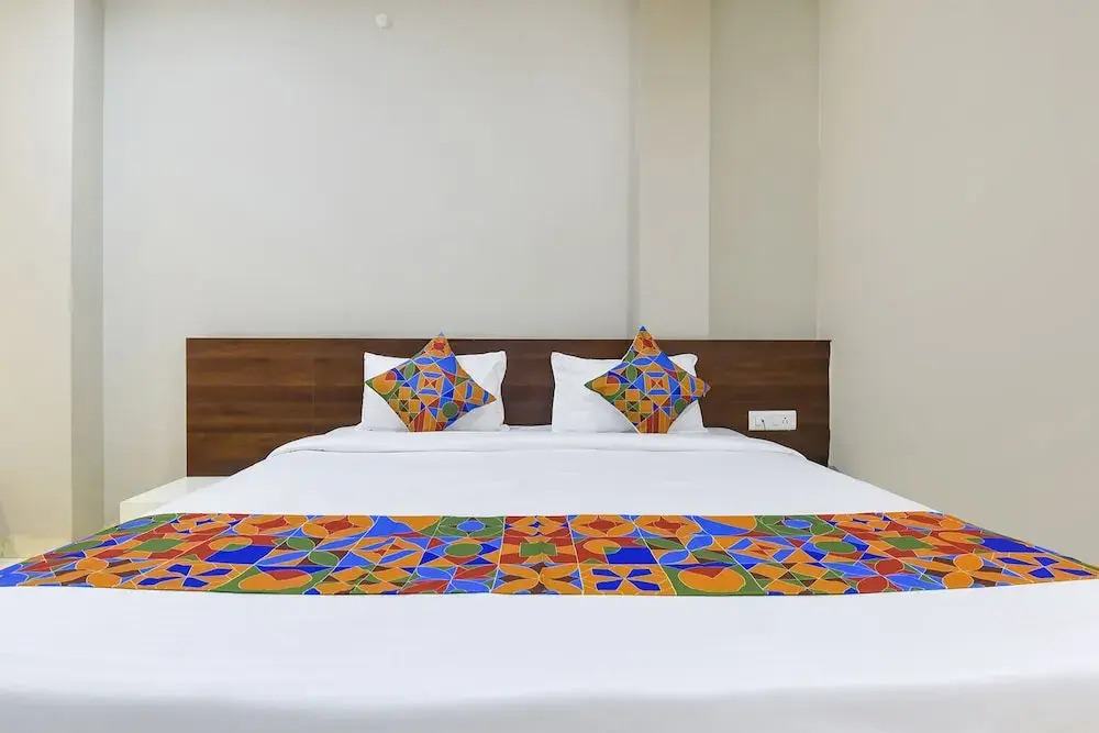 Индаур: Fabhotel Utsah