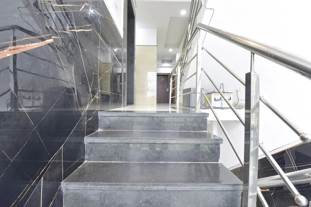 Индаур: Fabhotel Utsah