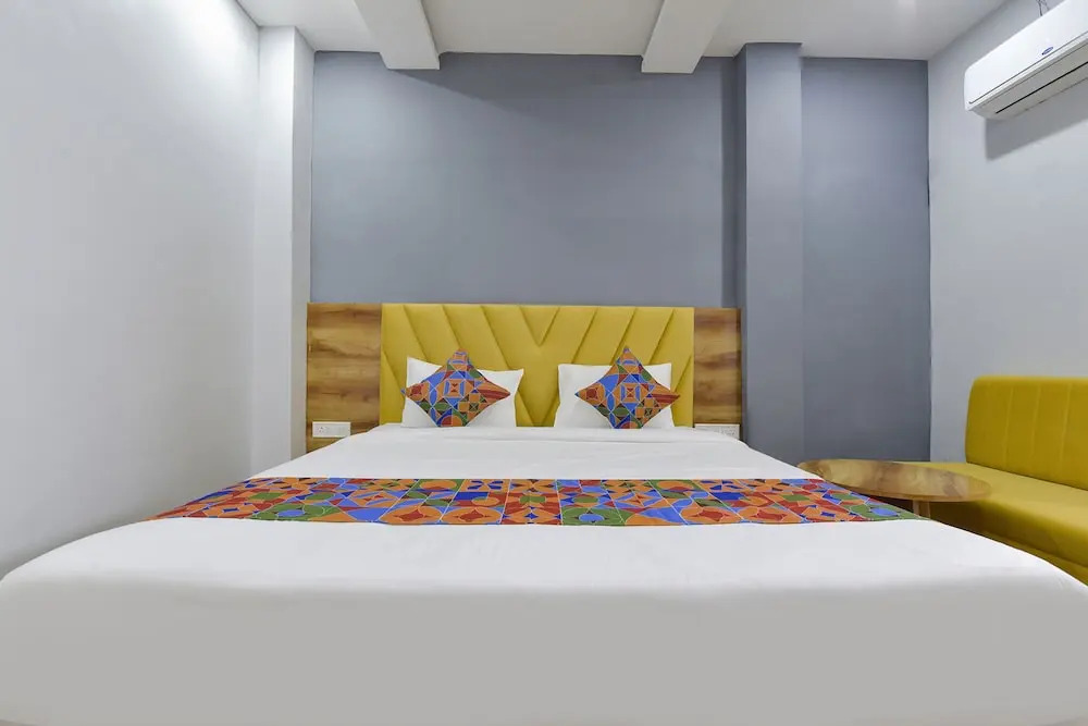 Индаур: Fabhotel Utsah