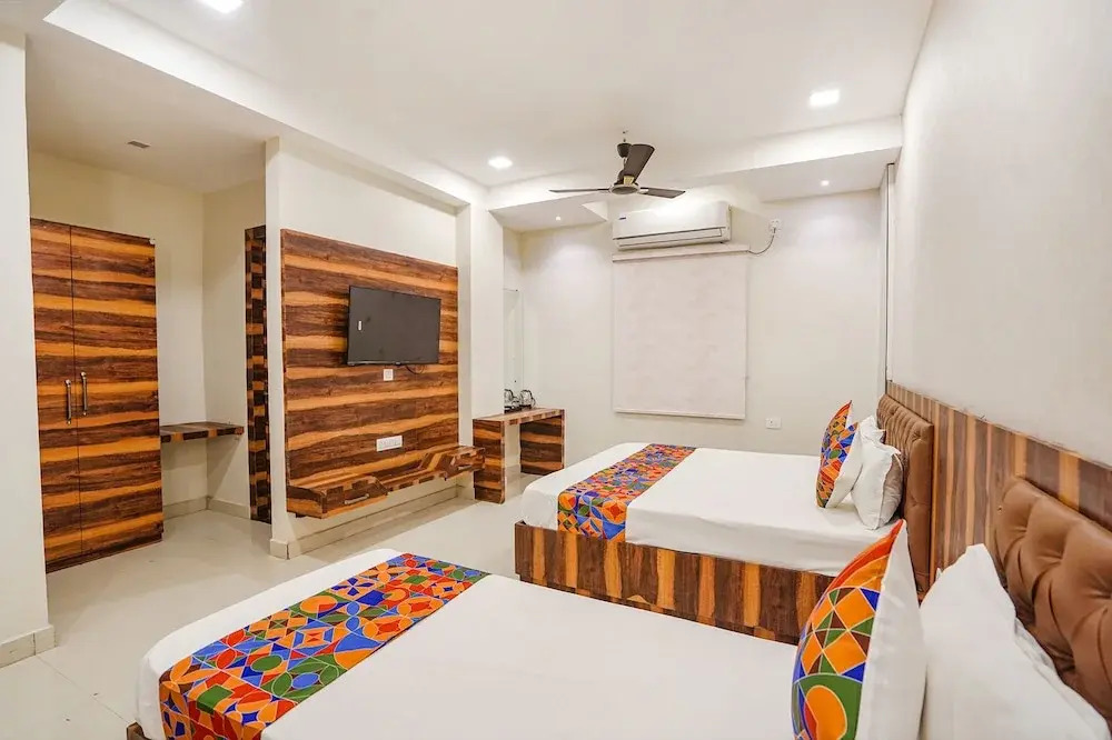Канпур: Fabhotel Ts Inn