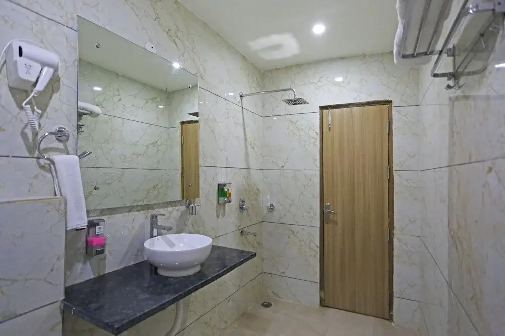 Нью-Дели: Hotel Decent Suites - Delhi Airport