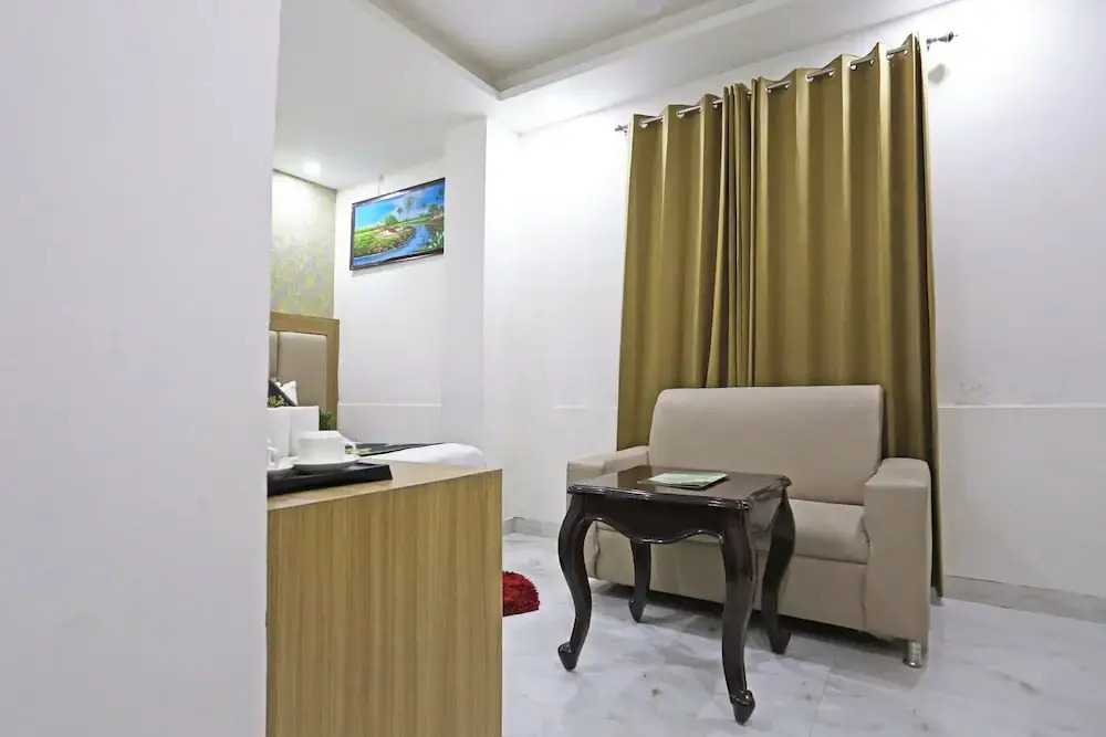 Нью-Дели: Hotel Decent Suites - Delhi Airport