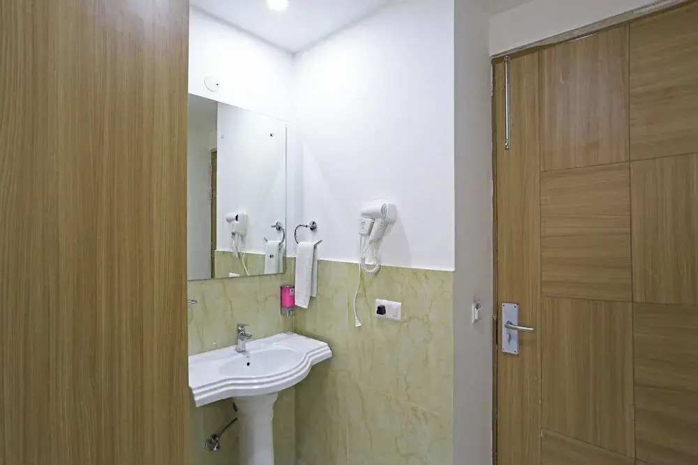 Нью-Дели: Hotel Decent Suites - Delhi Airport