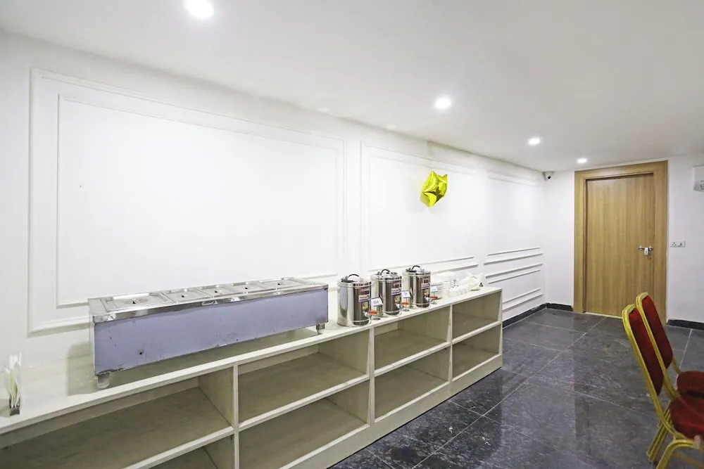 Нью-Дели: Hotel Decent Suites - Delhi Airport
