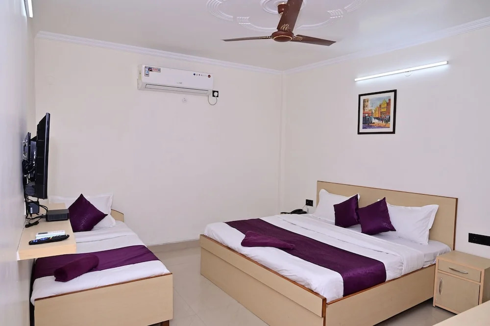 Гуруграм: Date Palm Hotel