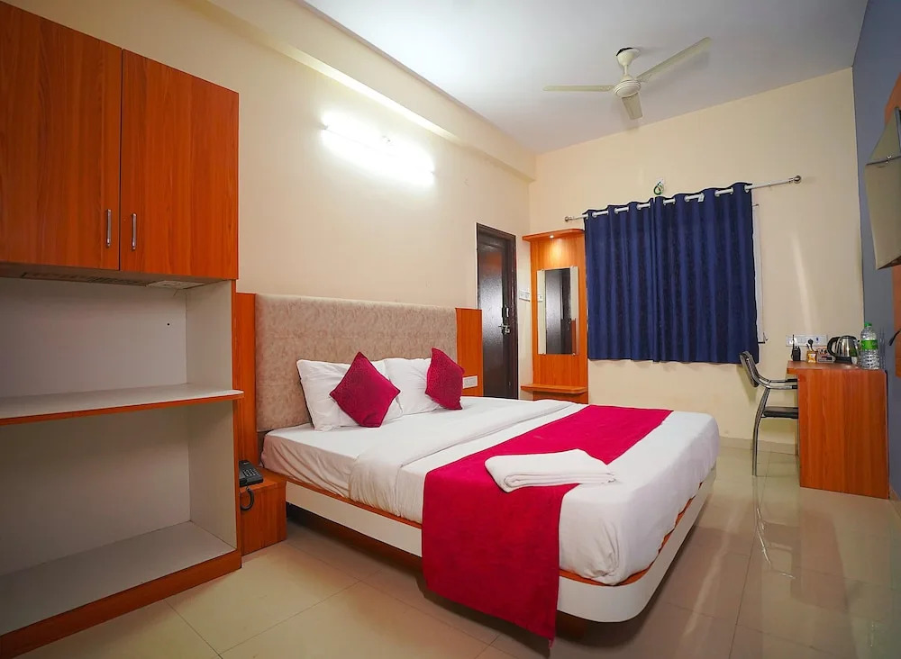 Индаур: Hotel Inspira Residency- Near Bombay Hospital