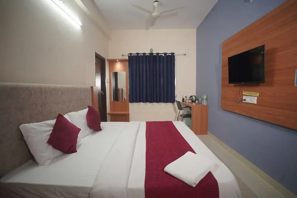Индаур: Hotel Inspira Residency- Near Bombay Hospital