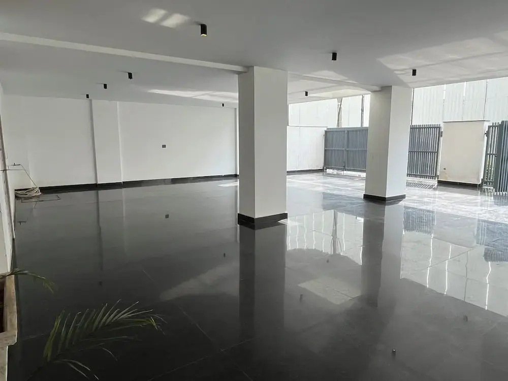 Гуруграм: Casa Feliz Golf Course Road