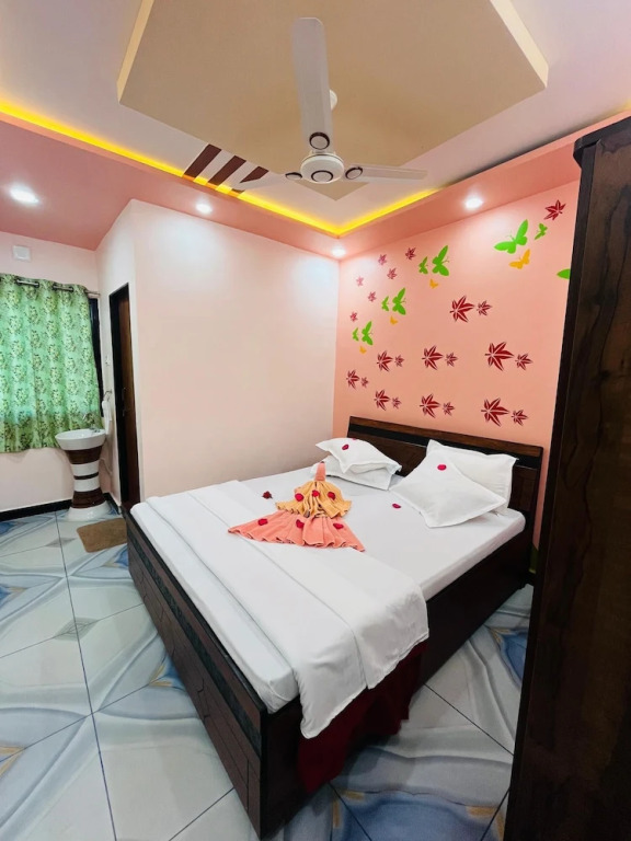 Гарудешвар: Shree keshrinandan home stay