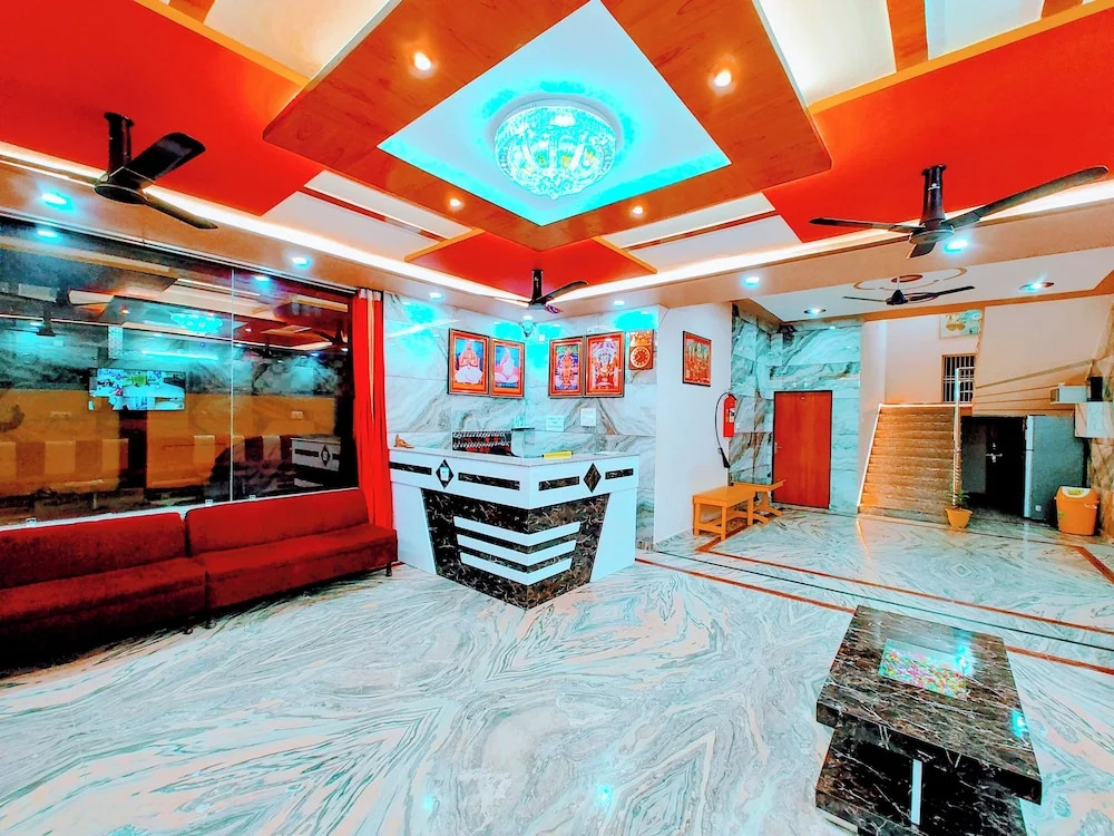 Айодхья: Hotel Shree Venkatesh Nilayam