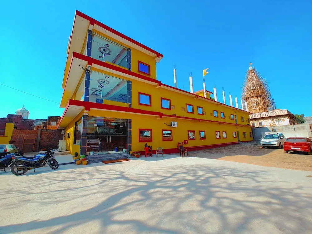 Айодхья: Hotel Shree Venkatesh Nilayam