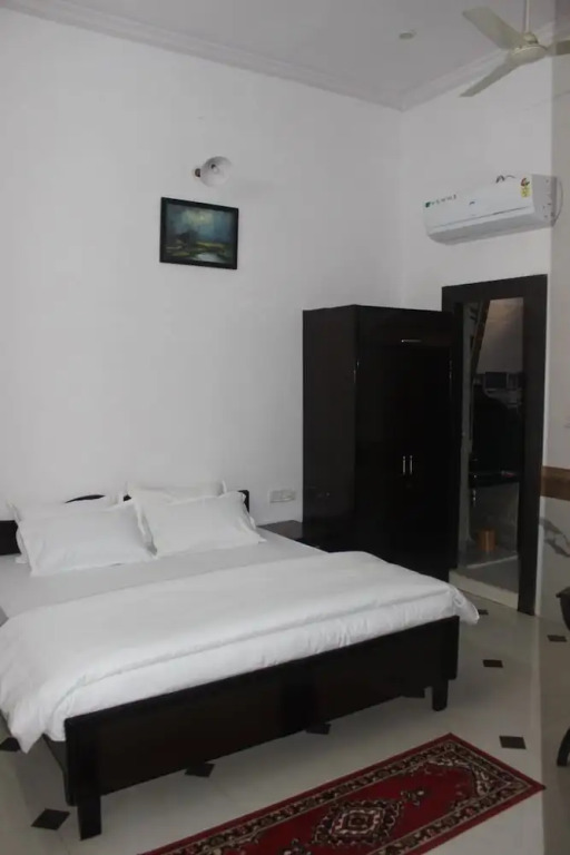 Удаипур: hotel lasani inn