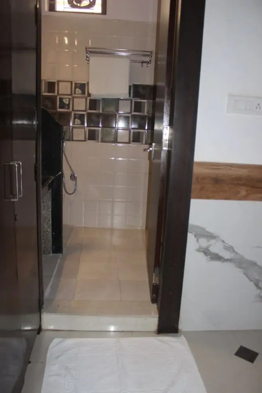 Удаипур: hotel lasani inn