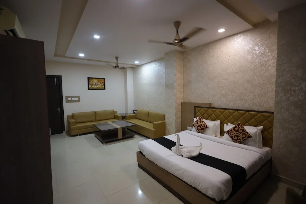Канпур: Hotel Bhagyaraj Palace Keshavpuram