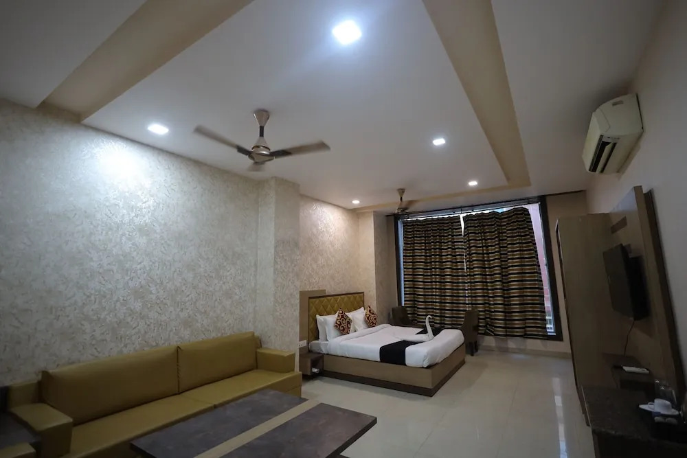 Канпур: Hotel Bhagyaraj Palace Keshavpuram
