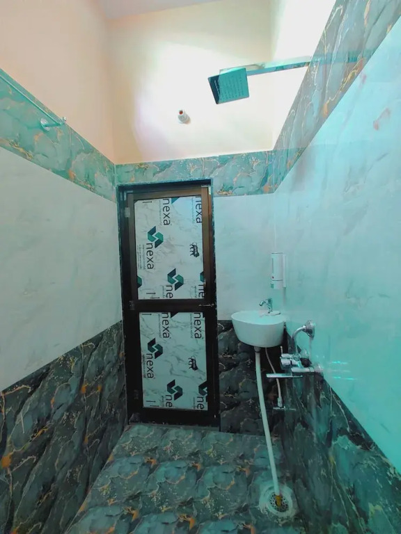 Айодхья: Saryu Lodge