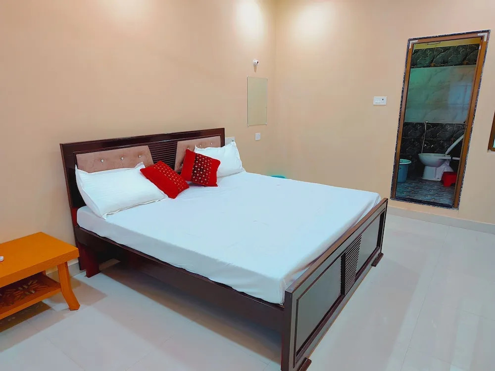 Айодхья: Saryu Lodge