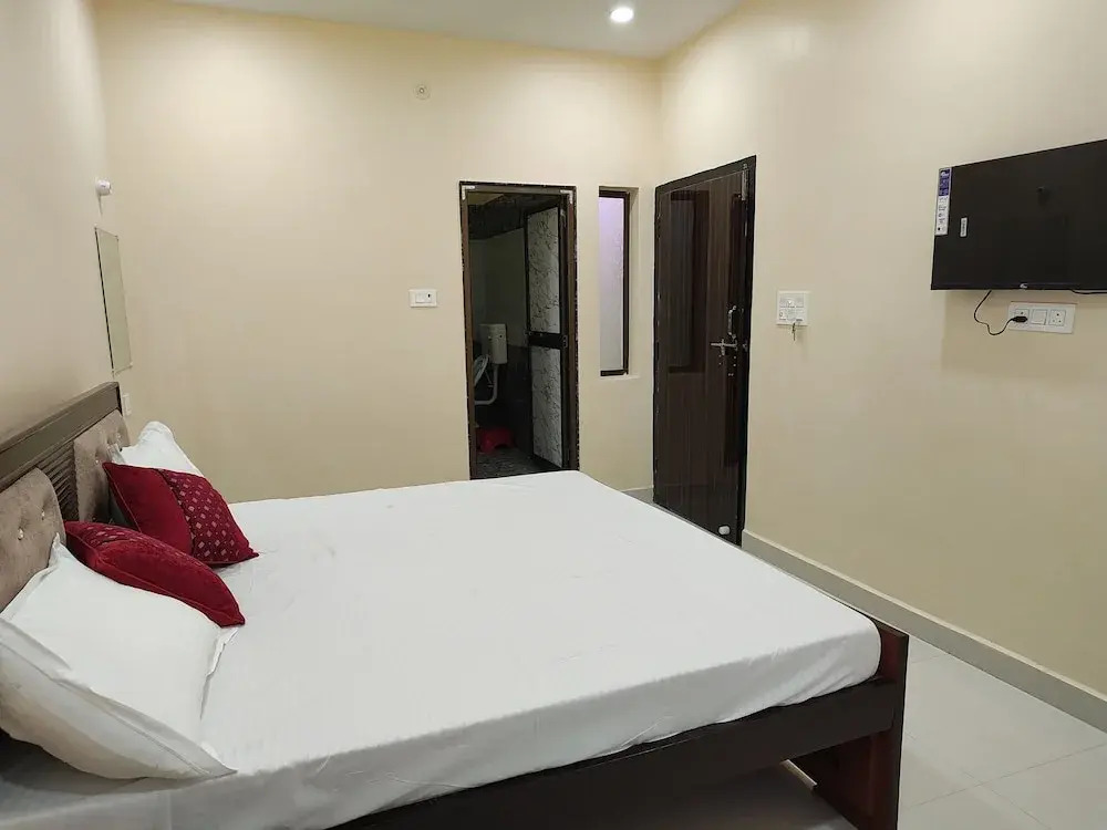 Айодхья: Saryu Lodge