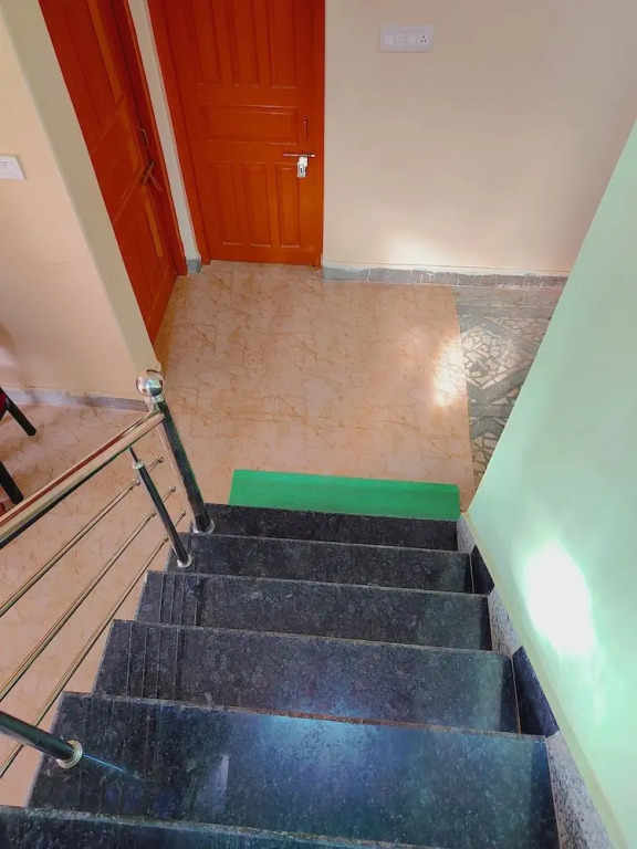 Айодхья: Saryu Lodge
