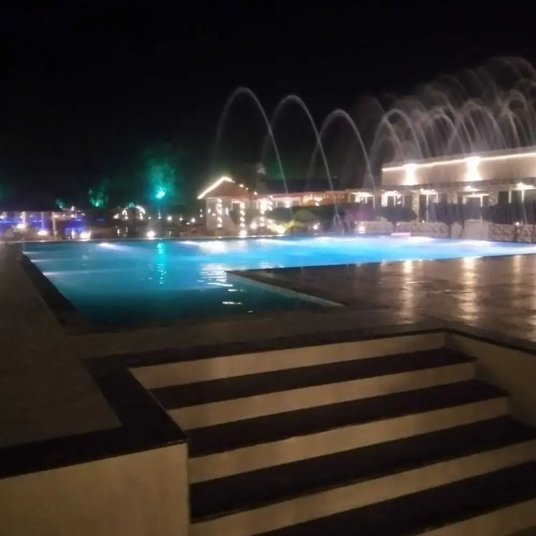 Gopalpur: Lake View Village Resort