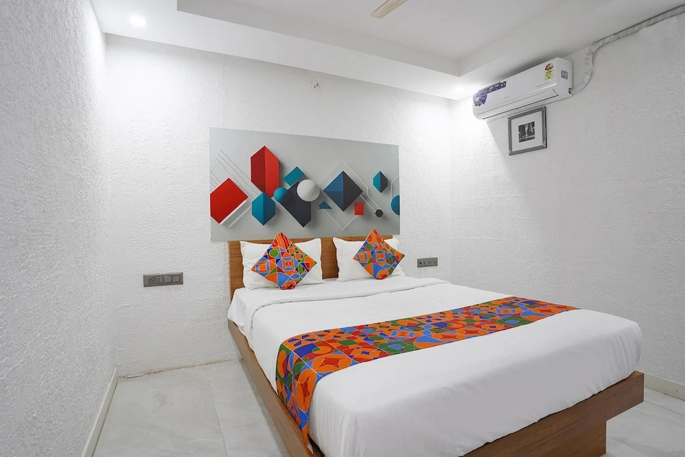 Fabhotel Nk Comforts — фото 1