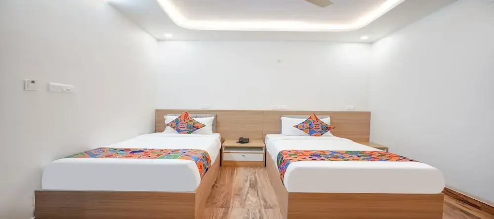 Бангалор: Fabhotel Redmoon Suites