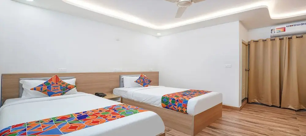 Бангалор: Fabhotel Redmoon Suites