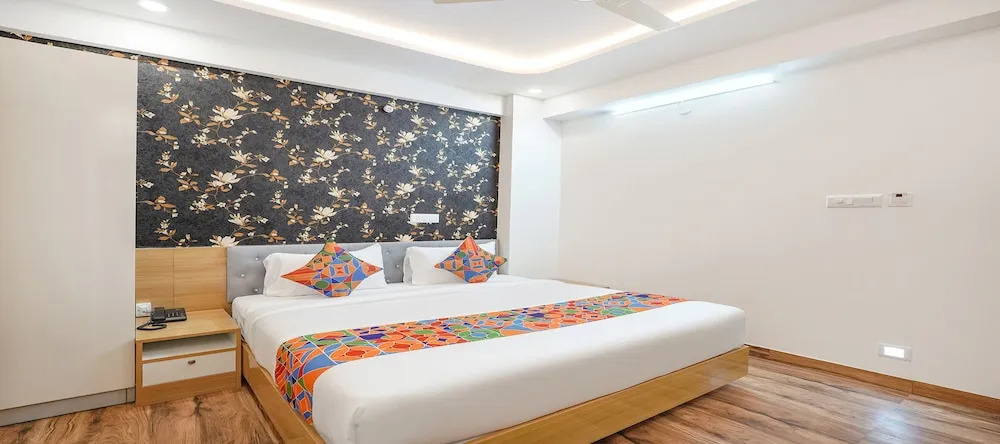 Бангалор: Fabhotel Redmoon Suites