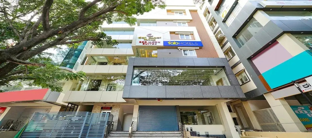 Бангалор: Fabhotel Redmoon Suites