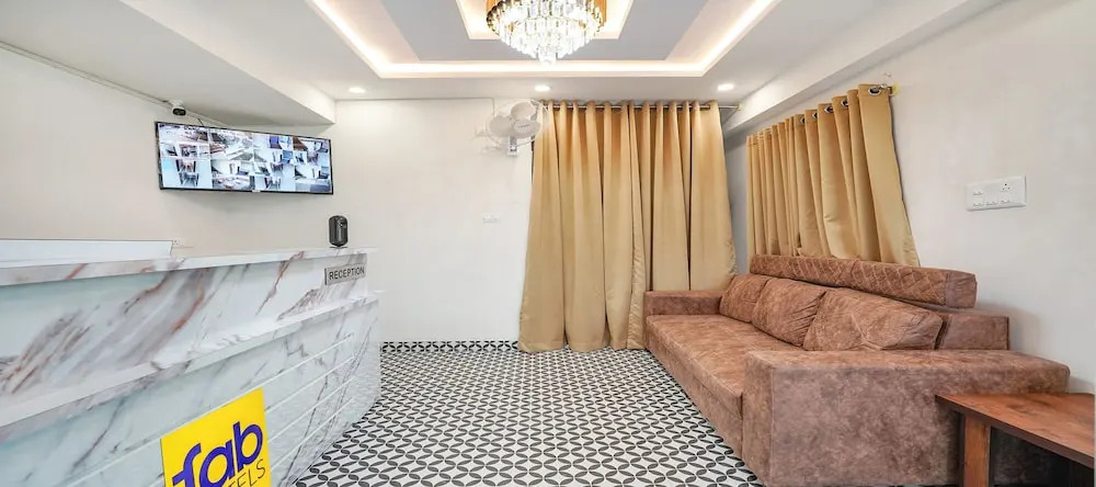 Бангалор: Fabhotel Redmoon Suites