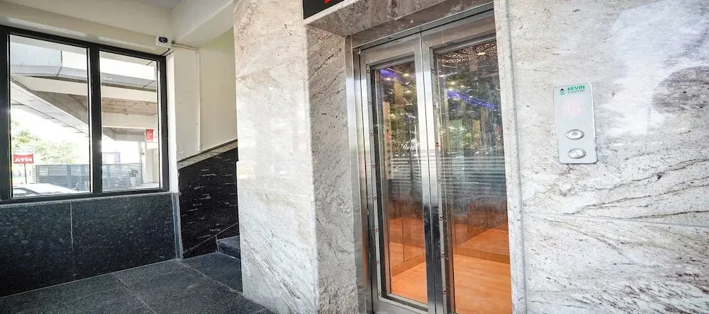 Бангалор: Fabhotel Redmoon Suites