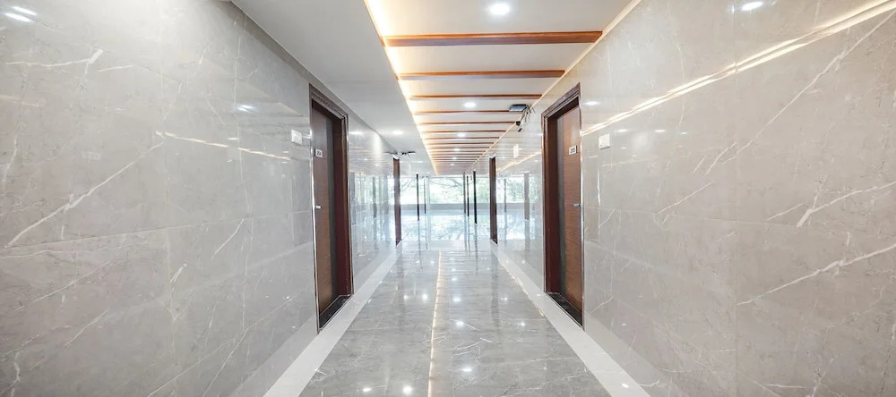 Бангалор: Fabhotel Redmoon Suites