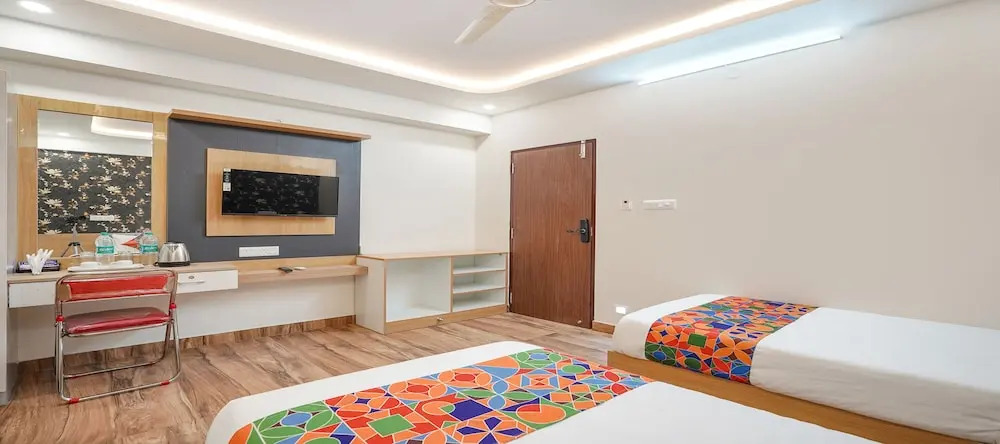 Бангалор: Fabhotel Redmoon Suites