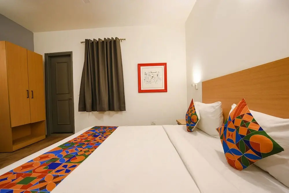 Фаридабад: Fabhotel Crown Inn