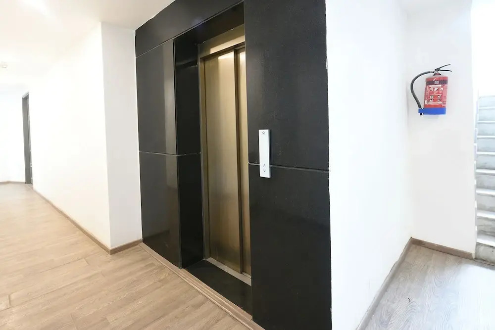 Фаридабад: Fabhotel Crown Inn