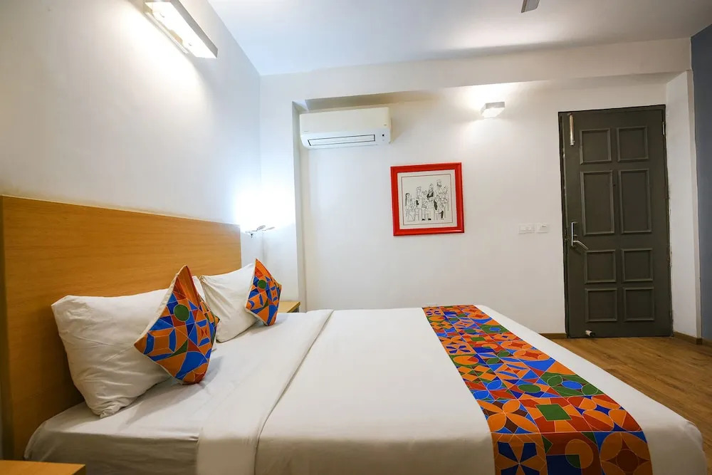 Фаридабад: Fabhotel Crown Inn