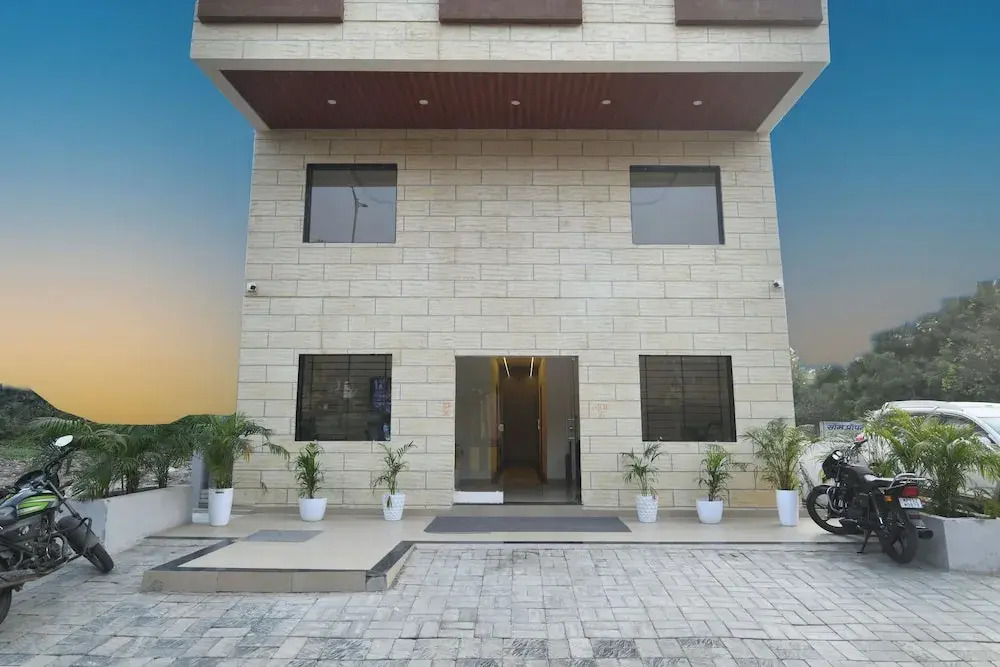 Индаур: Aceotel Inn Vijay Nagar