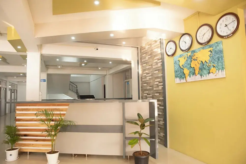 Шиллонг: MOCAHM Hotel