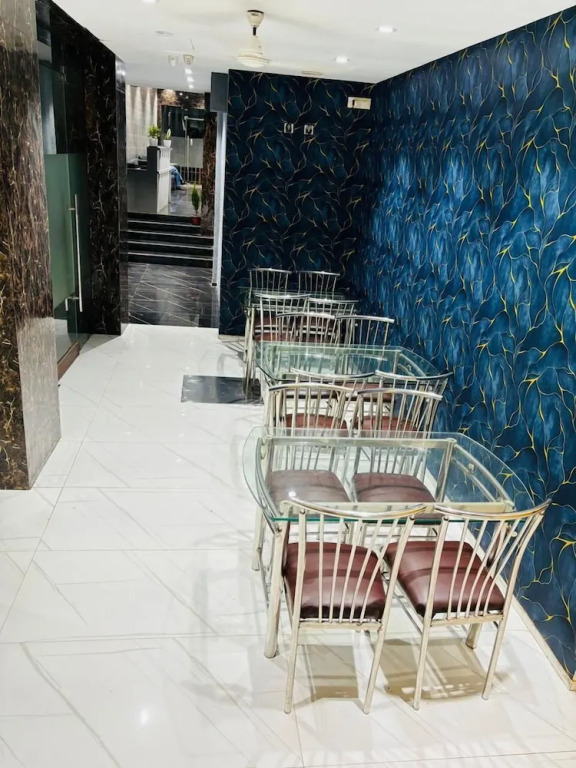 Мумбаи: Powai Inn By Glitz Hotels