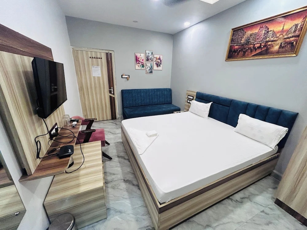 Дарбханга: Hotel Dwarka Palace