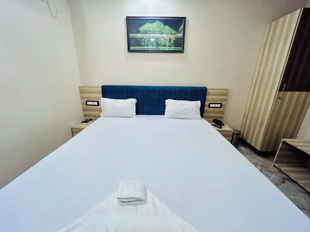 Дарбханга: Hotel Dwarka Palace