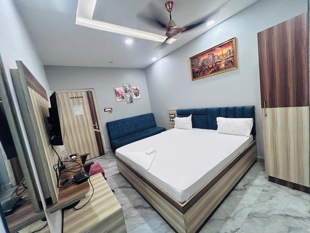 Дарбханга: Hotel Dwarka Palace