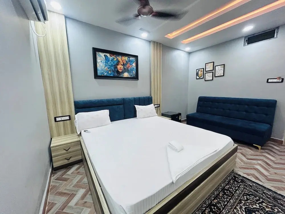Дарбханга: Hotel Dwarka Palace
