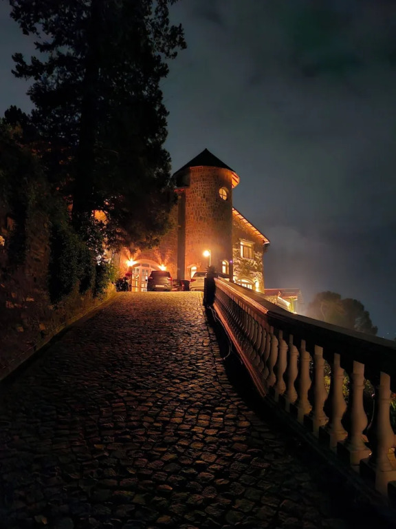 Сукха: The Magnolia Lodge